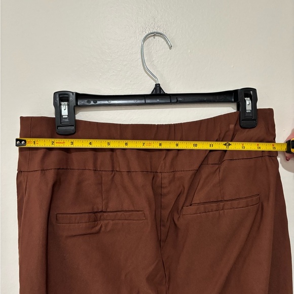 New York & Company Pull- On pants Brown - Picture 7 of 8